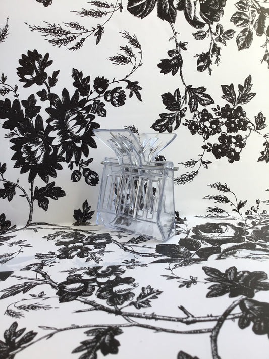 Queen Catcher-Plastic