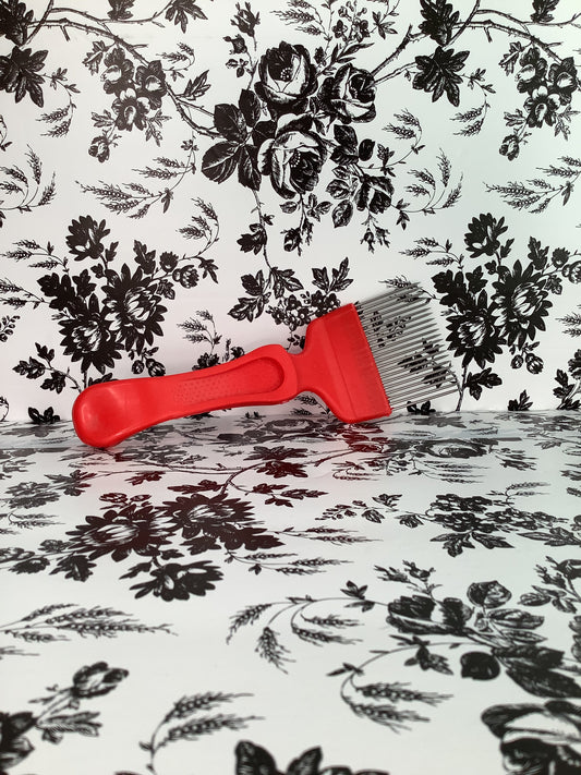 Scratcher/Uncapping Fork