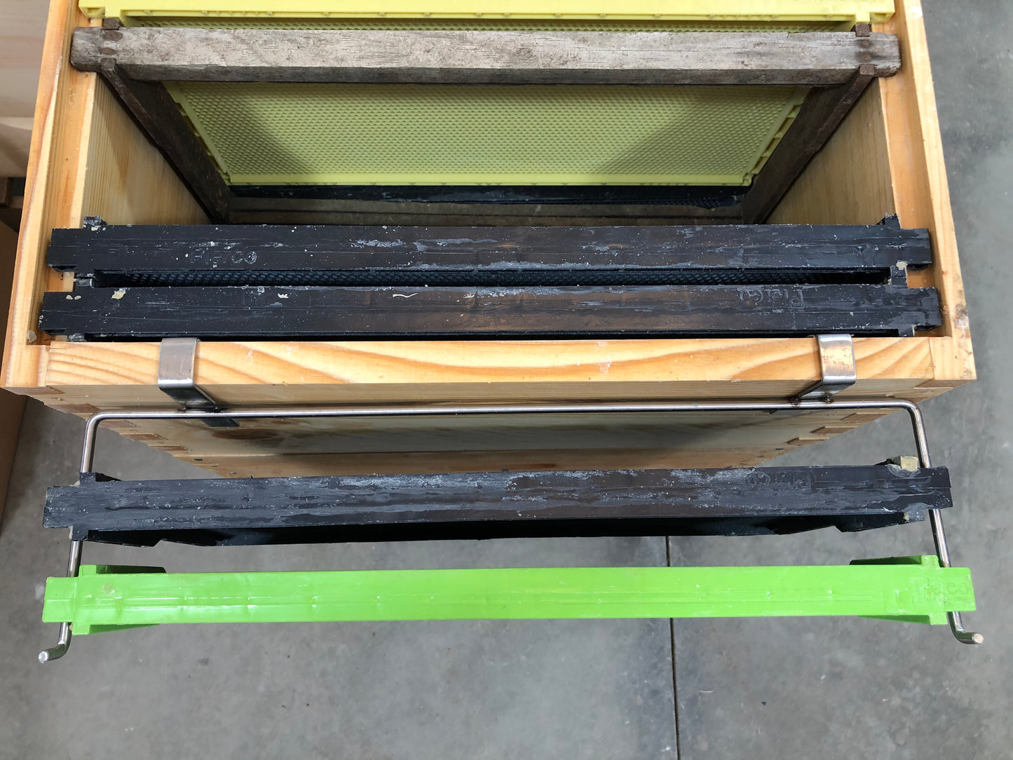 Frame Holder