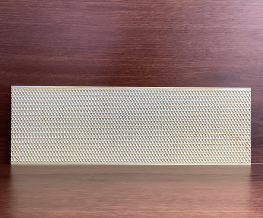 Medium Plastic Foundation