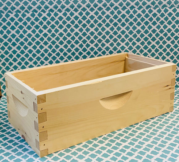 5 Frame Medium Wood Nuc Box Derkwood Beekeeping Supplies