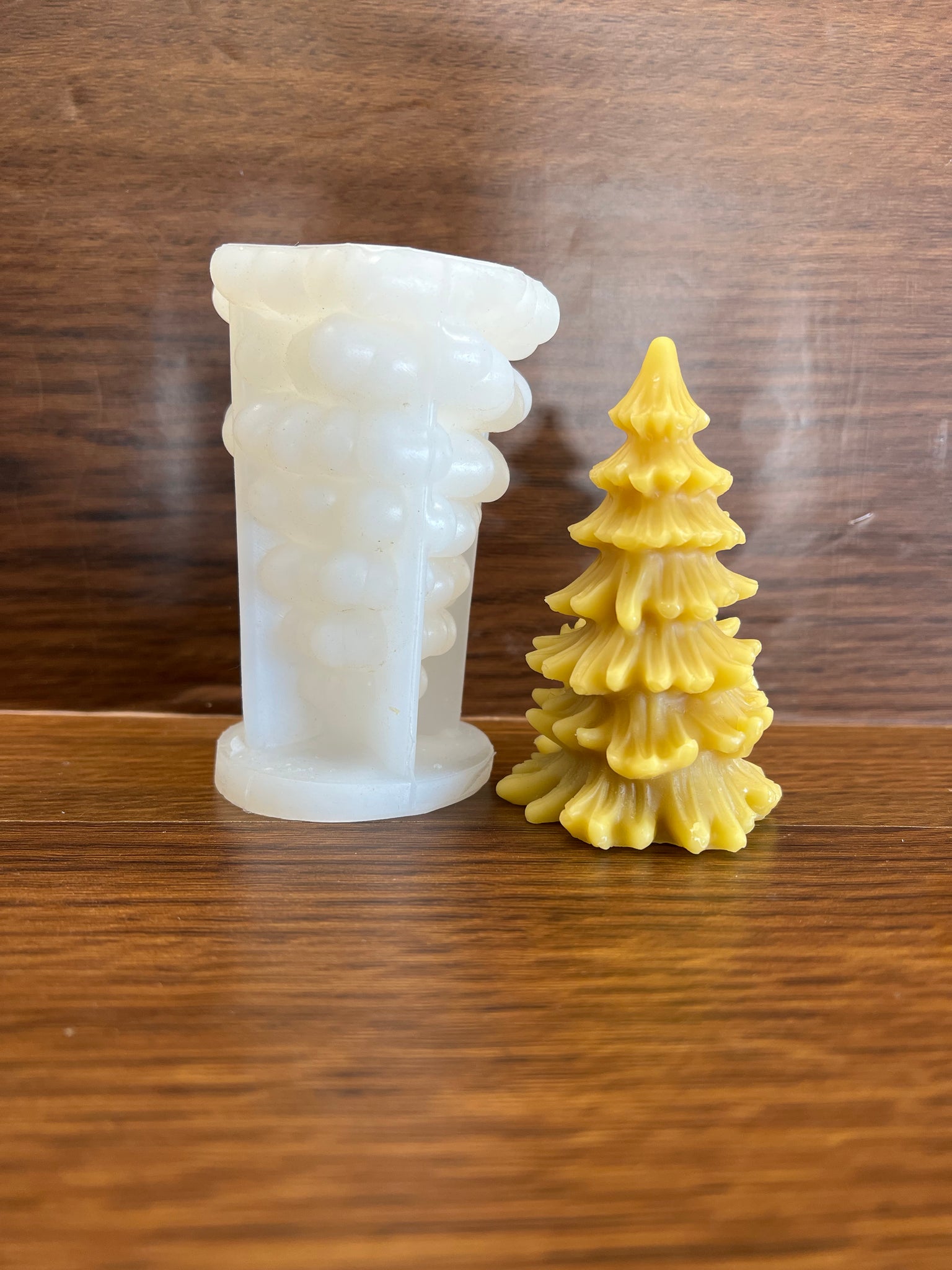 Silicone Beeswax/Candle Molds – Derkwood Beekeeping Supplies
